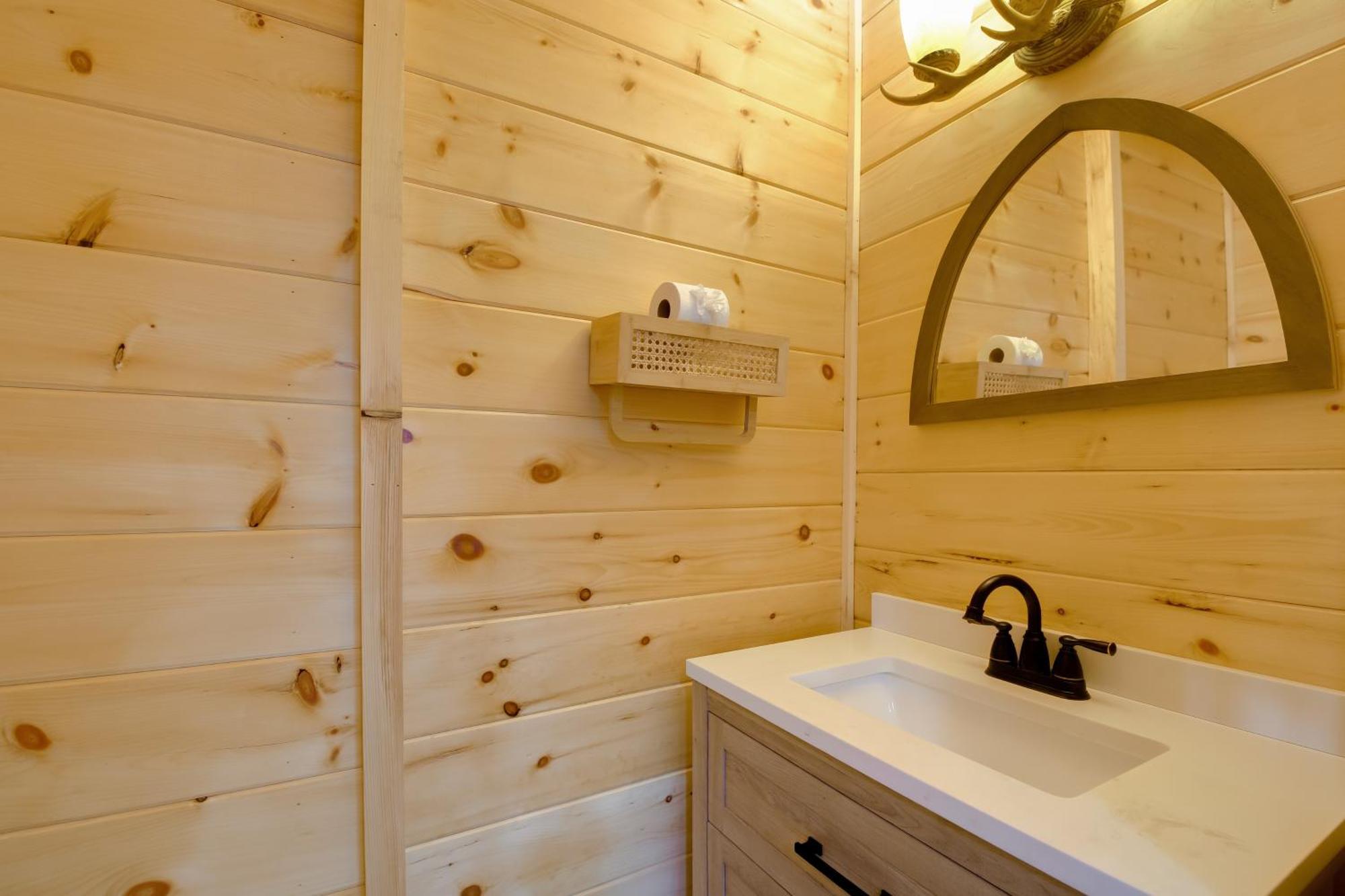 Gatlinburg Cabin With Game Room, Hot Tub And Mtn Views Екстер'єр фото