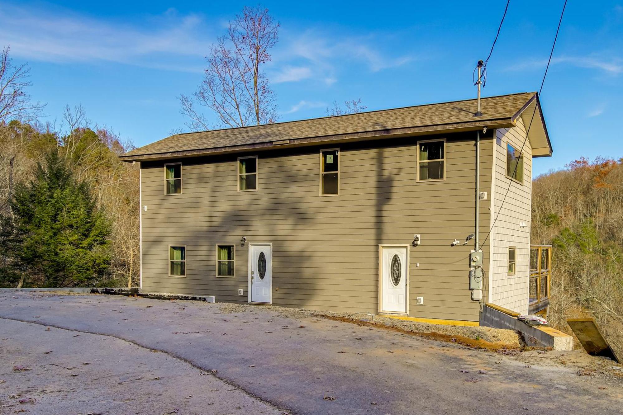 Gatlinburg Cabin With Game Room, Hot Tub And Mtn Views Екстер'єр фото